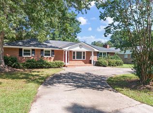 1079 Hickory St, Saint Stephen, SC 29479