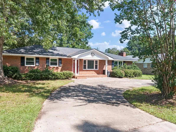 1079 Hickory St, Saint Stephen, SC 29479