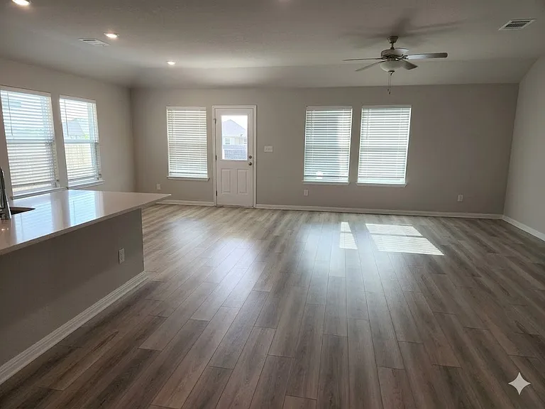 104 Bankside Dr — Photo 51