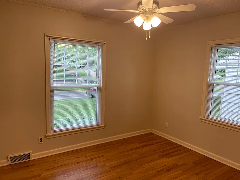 3414 Jefferson Ave — Photo 1