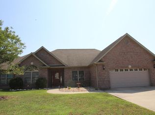 319 N Whitney Ln, Marion, IL 62959