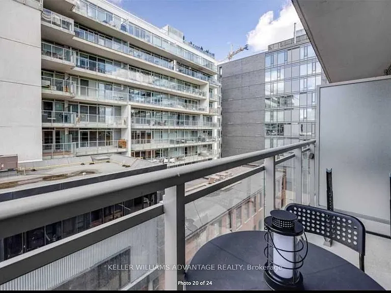 508 Wellington St W #505 — Photo 18