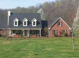 1038 Kendall Farms Dr, Hendersonville, TN 37075