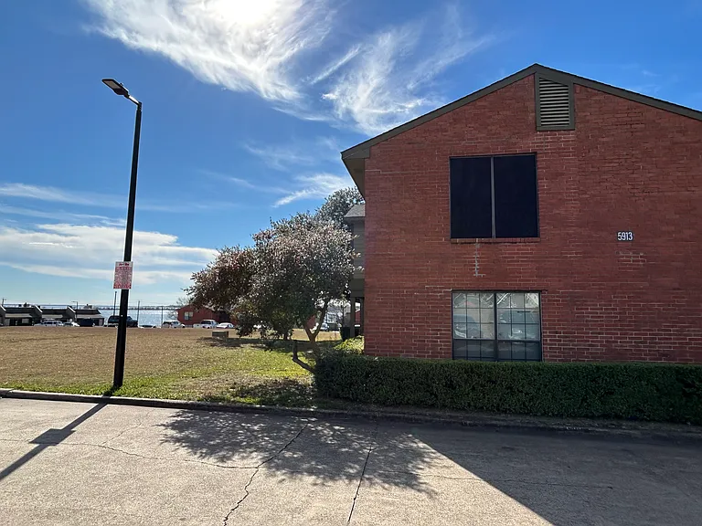 5913 Lake Hubbard Pkwy #228 — Photo 13