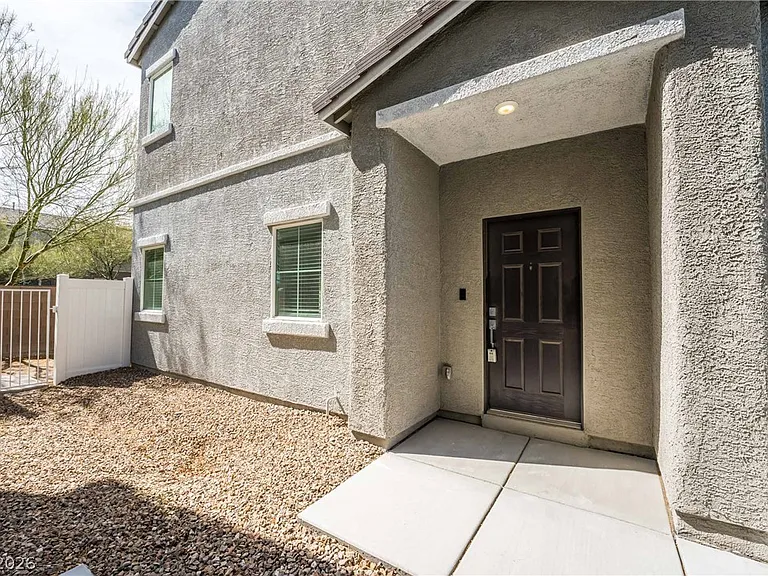 2725 Rainy Meadows Ave — Photo 5