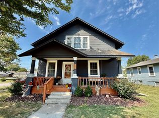 323 Parkway St, Hardin, MO 64035