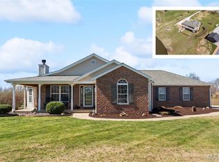 7 Primrose Ln, Trenton, IL 62293