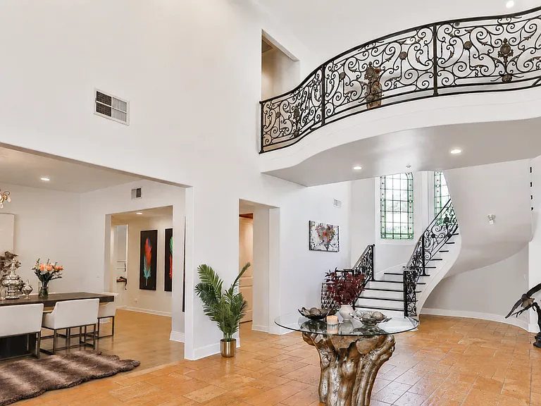 5427 Encino Ave — Photo 8
