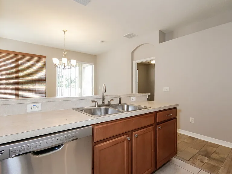 910 Larwood Pine Dr — Photo 10
