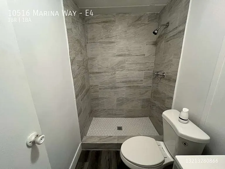 10516 Marina Way #E4 — Photo 2