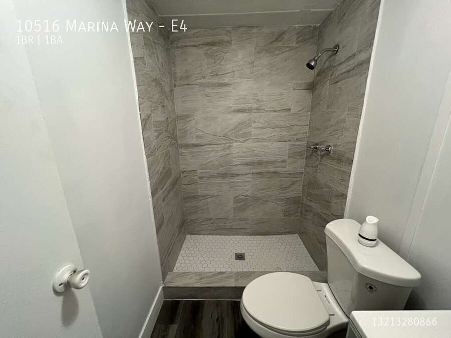 2nd image of 10516 Marina Way #E4