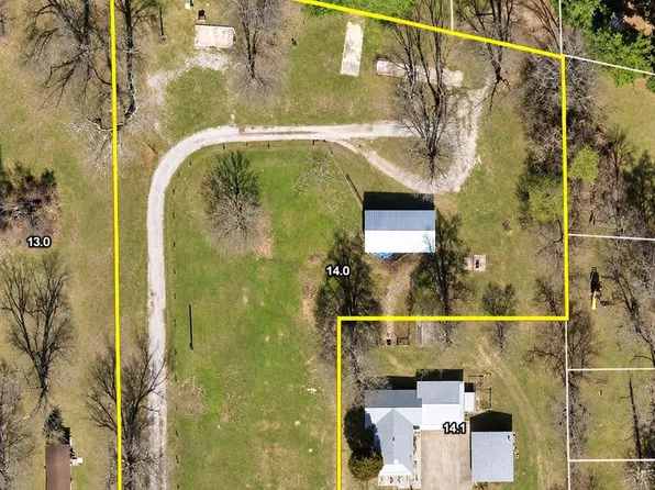 608 Greenwood St, Washington, IN 47501