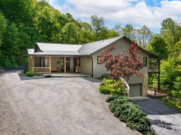 592 Susanna Cove Rd, Mars Hill, NC 28754