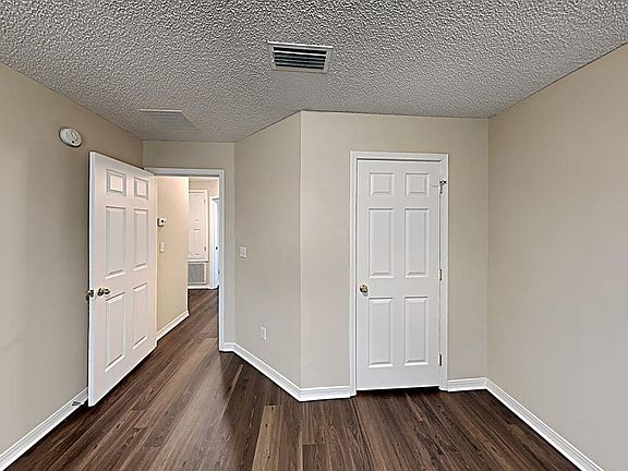 4th image of 12203 Dawn Vista Dr