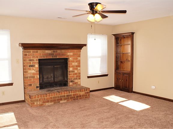 4th image of 1504 Crawley Cir