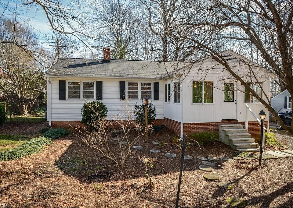 1st image of 503 Crestwood Dr