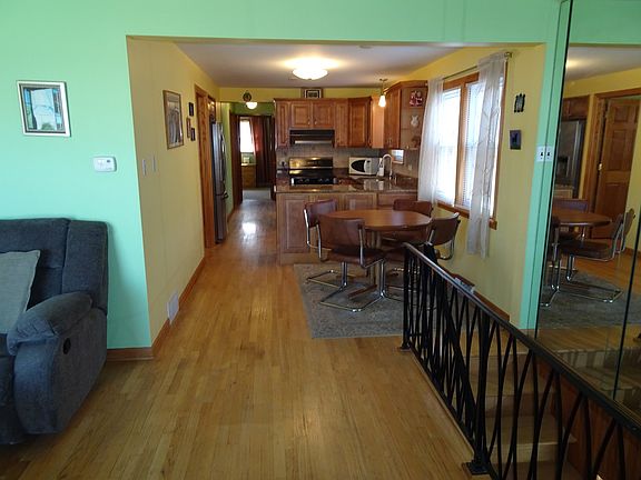 5th image of 6217 S Natoma Ave