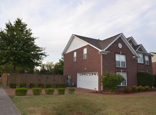 135 Settlers Way, Hendersonville, TN 37075