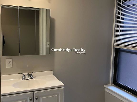 5th image of 9 Upland Rd #6T