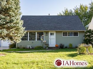 1817 9th Ave SW, Cedar Rapids, IA 52404