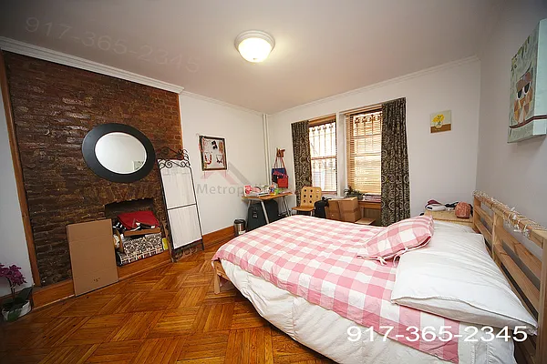 Rented by Metropolitan Realty | media 19