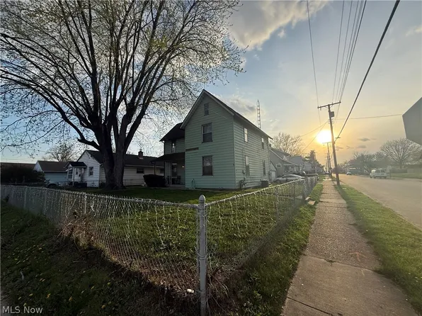 1301 Wertz Ave SW, Canton, OH 44710