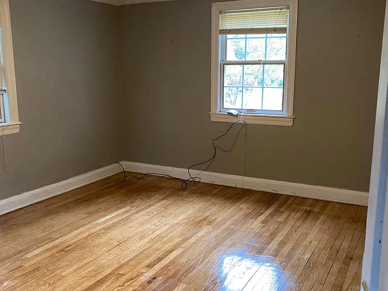 727 Howard Rd — Photo 26