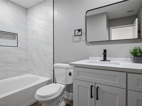 3rd image of 7064 Picaroon Ln