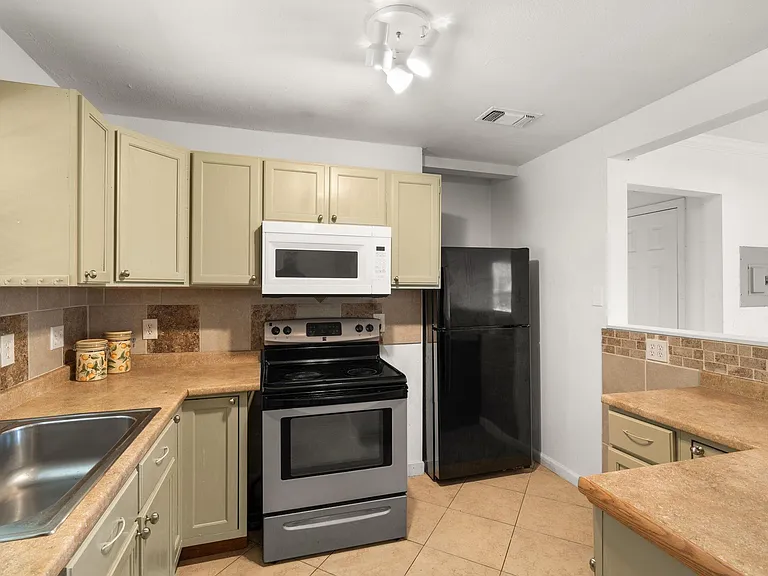 507 Duncan Ave — Photo 8