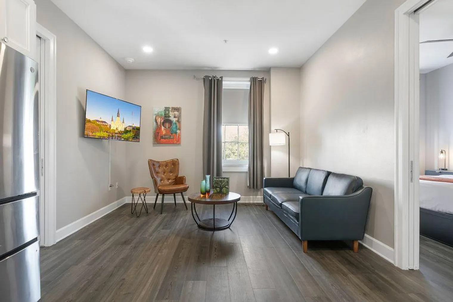 2 bed, 2.0 bath, 516 sqft, $4,836 — Photo 1