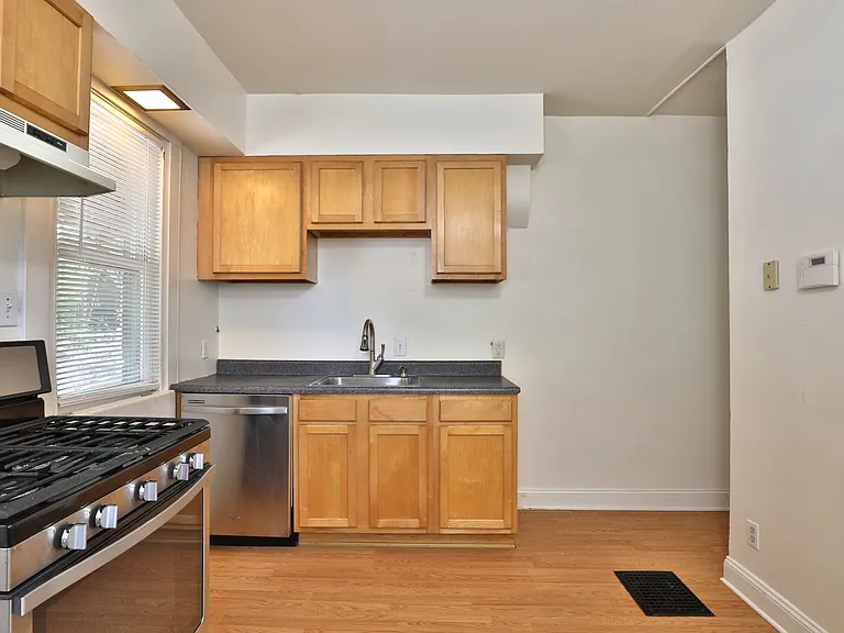 212 E Patterson Ave — Photo 19