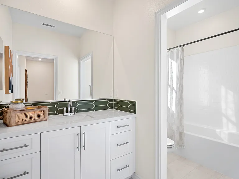 11456 Artesia Blvd — Photo 9