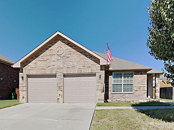 2nd image of 209 Stable Dr