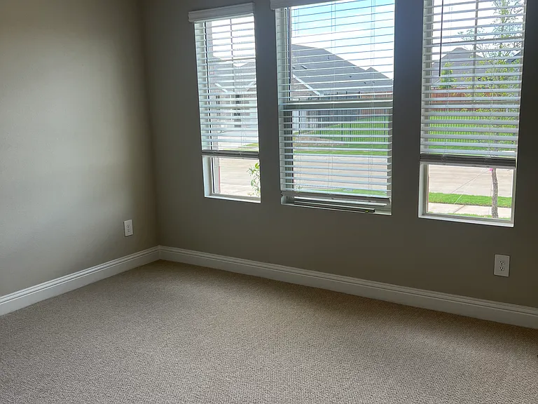 1405 Arrowleaf Dr — Photo 12