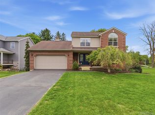 4241 Island Park Dr, Waterford, MI 48329