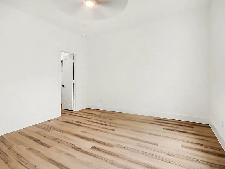 123 Milby St — Photo 18