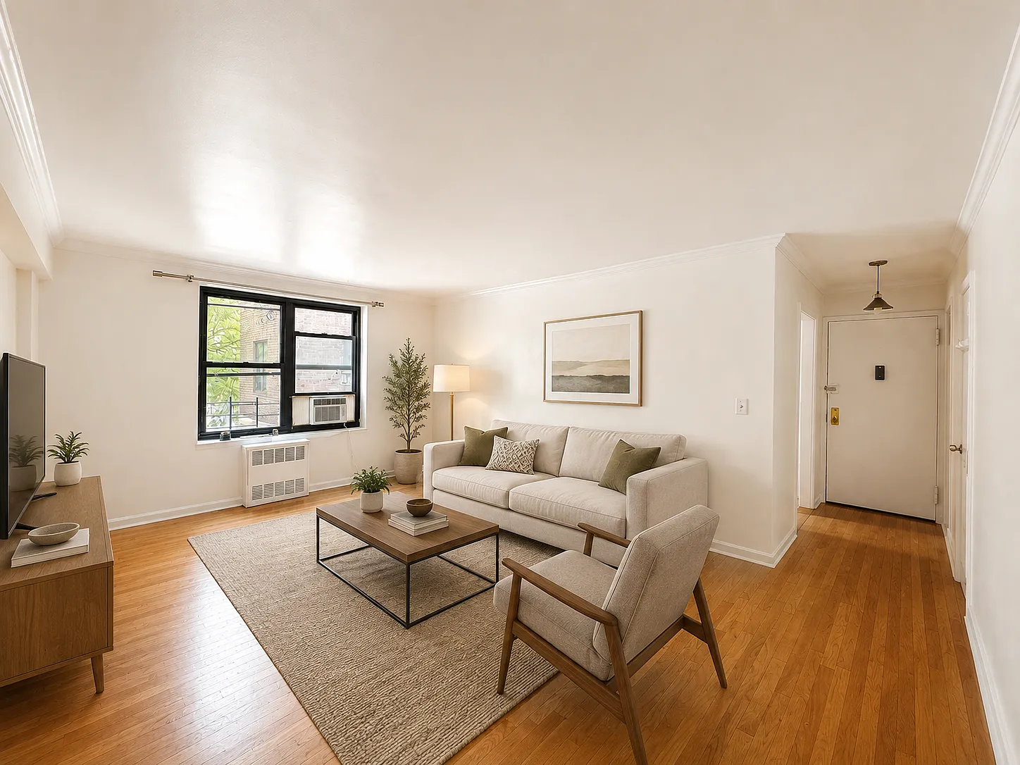 4489 Broadway — Photo 2