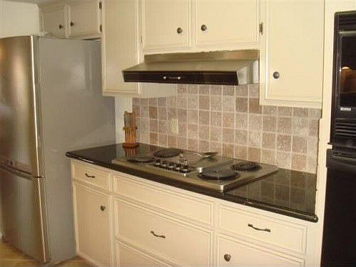 5th image of 7030 Shanahan Dr