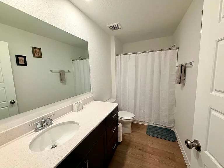 4028 Lily Glade Ln — Photo 11