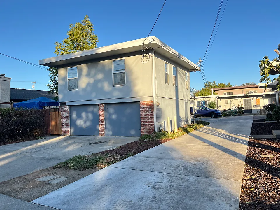 1656 3rd St #1660