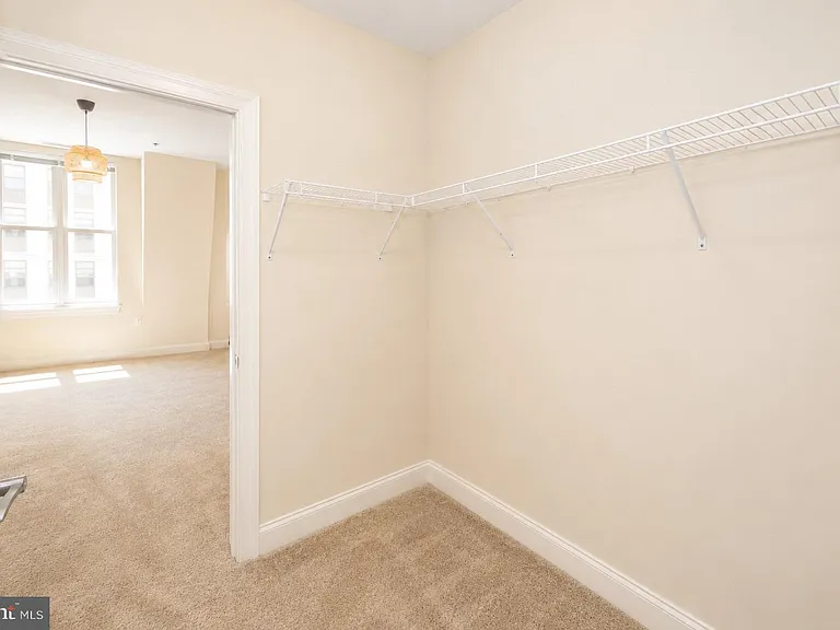 38 Maryland Ave #507 — Photo 19