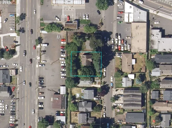 5631 SE 83rd Ave, Portland, OR 97266