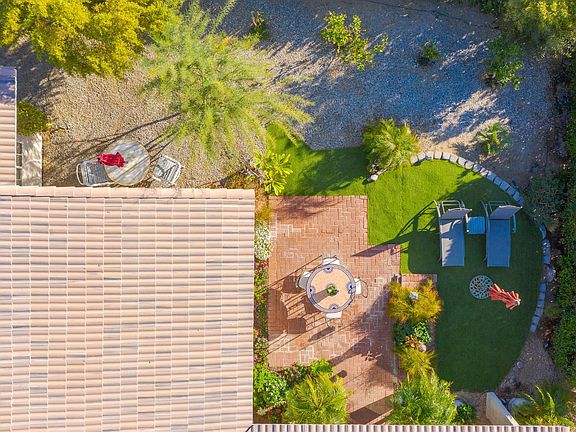 5th image of 64846 Burke Ct