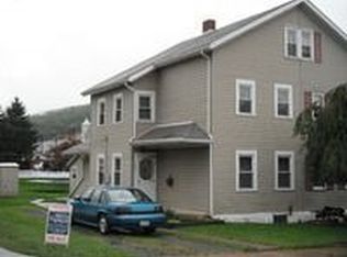 127 Walnut St, Burnham, PA 17009