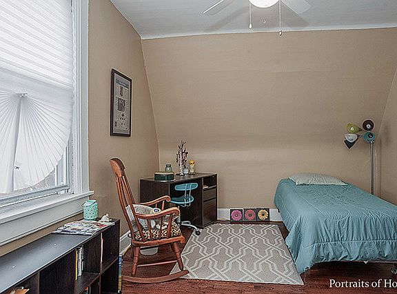 3rd image of 1181 S Lyman Ave