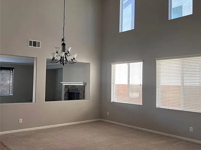 7771 Stonegate Dr — Photo 3