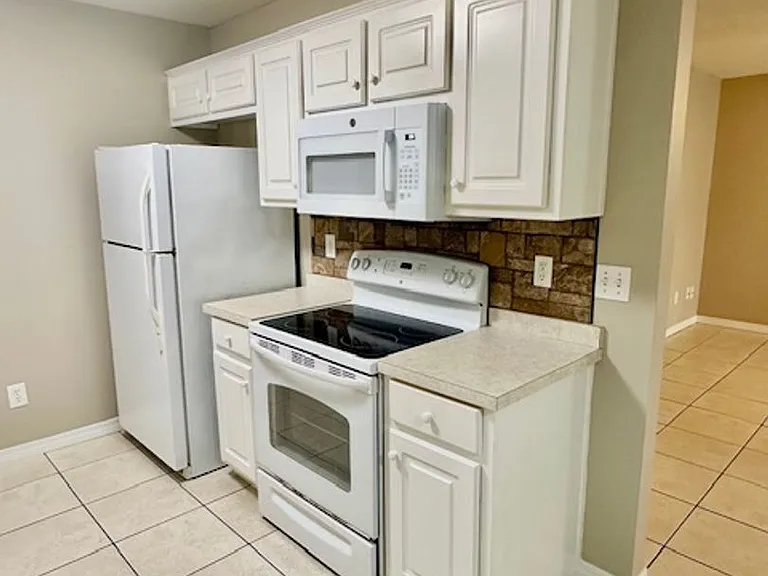 29 E Lane Dr — Photo 8