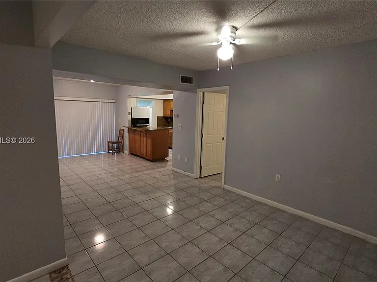 8401 SW 107th Ave #174E — Photo 2