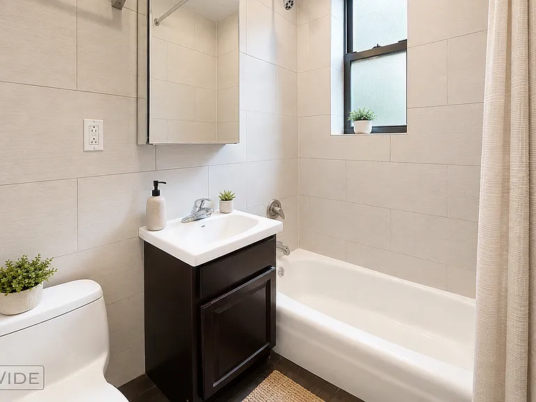 410 State St #61 — Photo 4