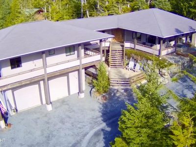 114 Toivo Cir, Sitka, AK, 99835
